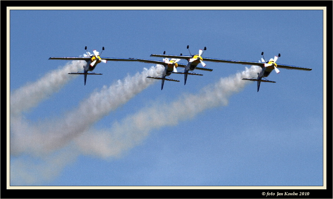 Aerobatic Team 25.JPG