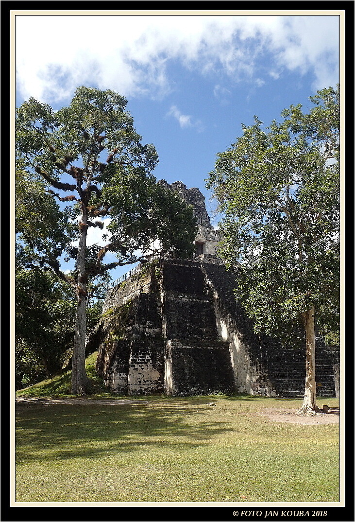 18 Guatemala - Tikal, Mayan ruins, mayské ruiny