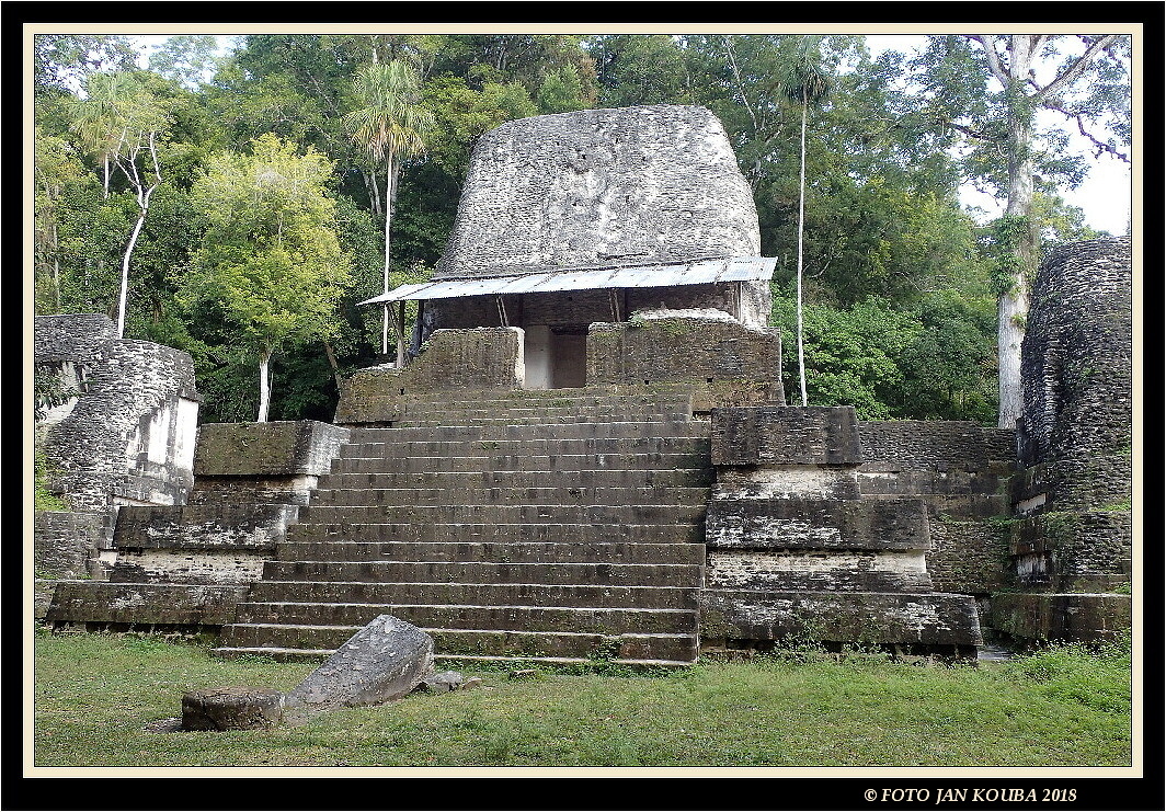23 Guatemala - Tikal, Mayan ruins, mayské ruiny