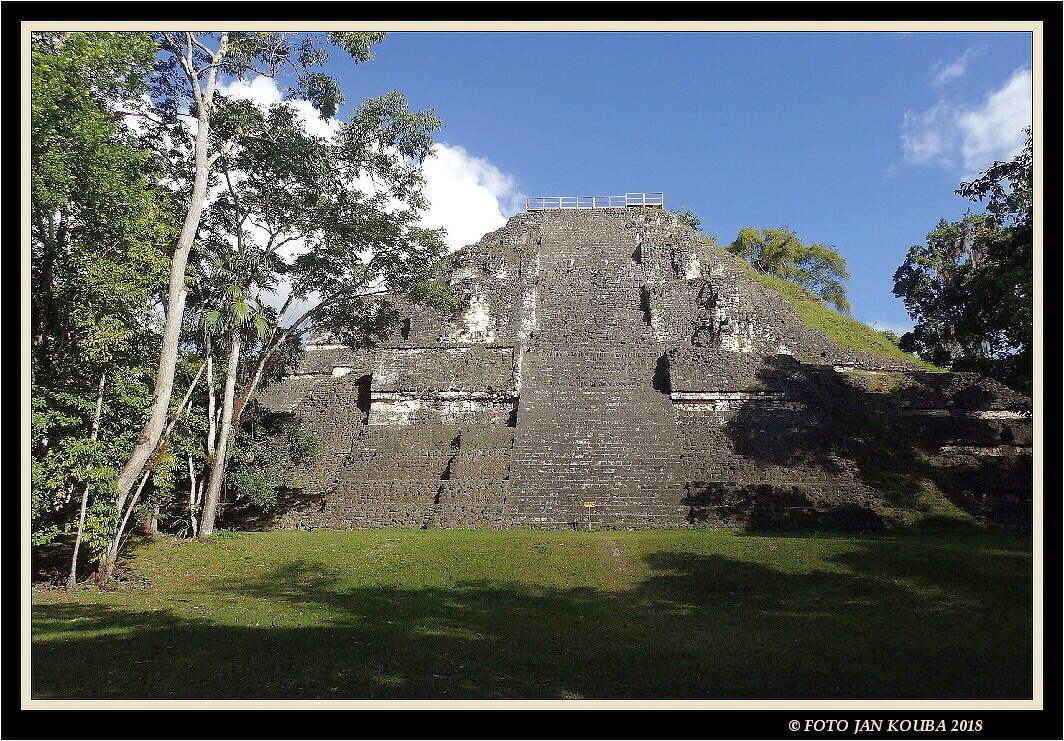 29 Guatemala - Tikal, Mayan ruins, mayské ruiny