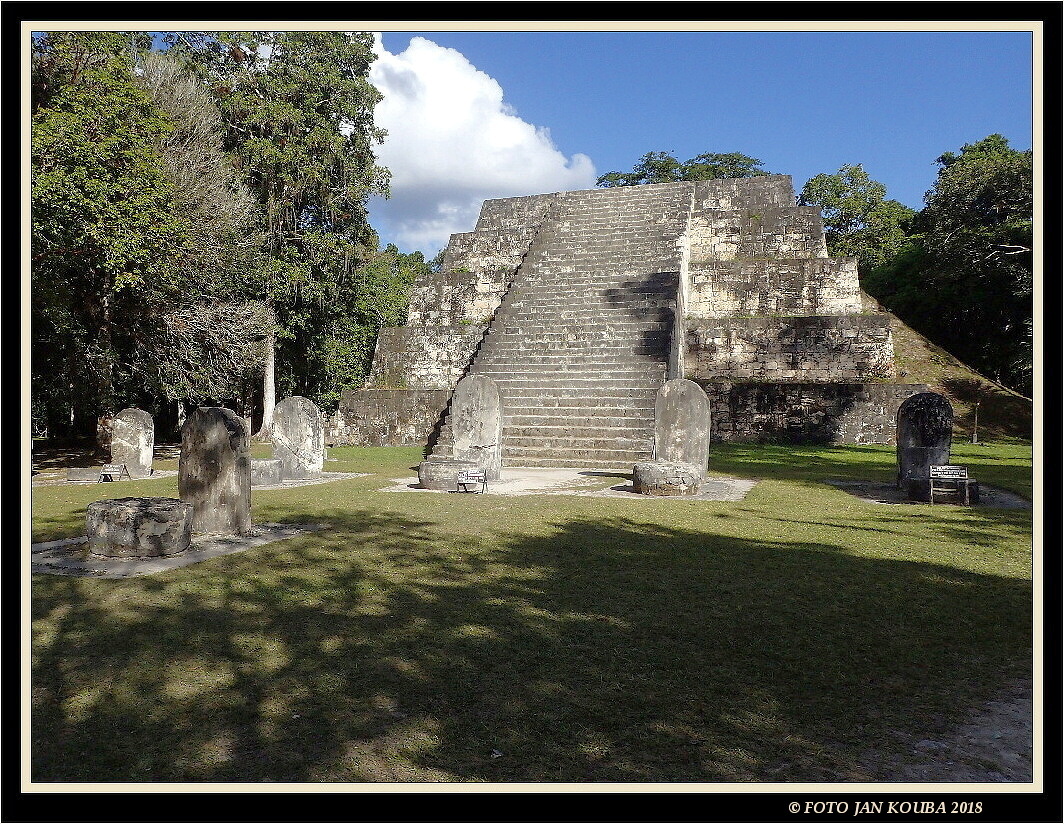 32 Guatemala - Tikal, Mayan ruins, mayské ruiny