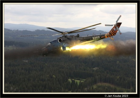 Fire Mi-24 16