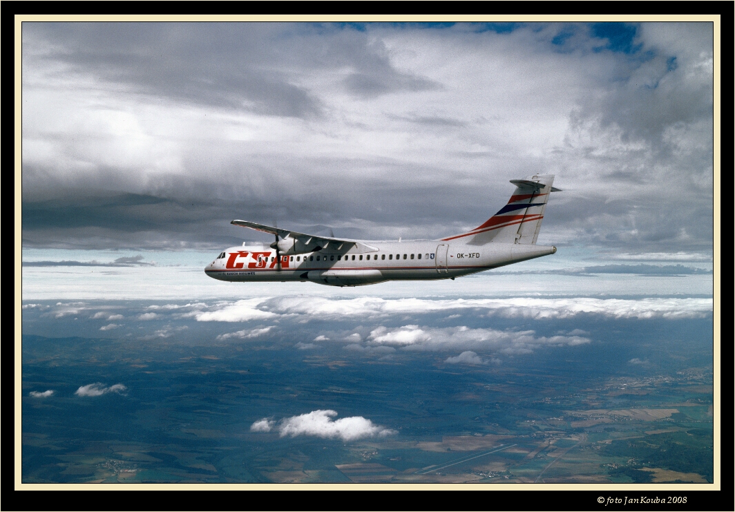 ATR 72  002.jpg