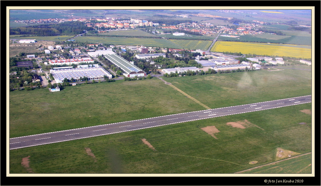 VODOCHODY AIRPORT 05.JPG