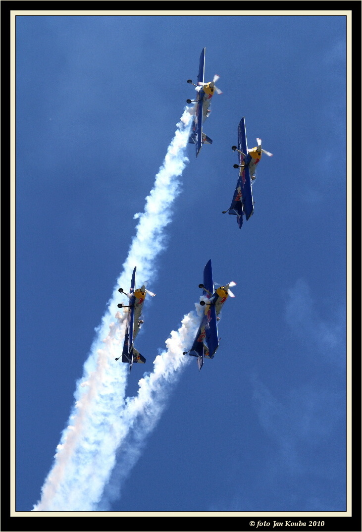 Aerobatic Team 13.JPG