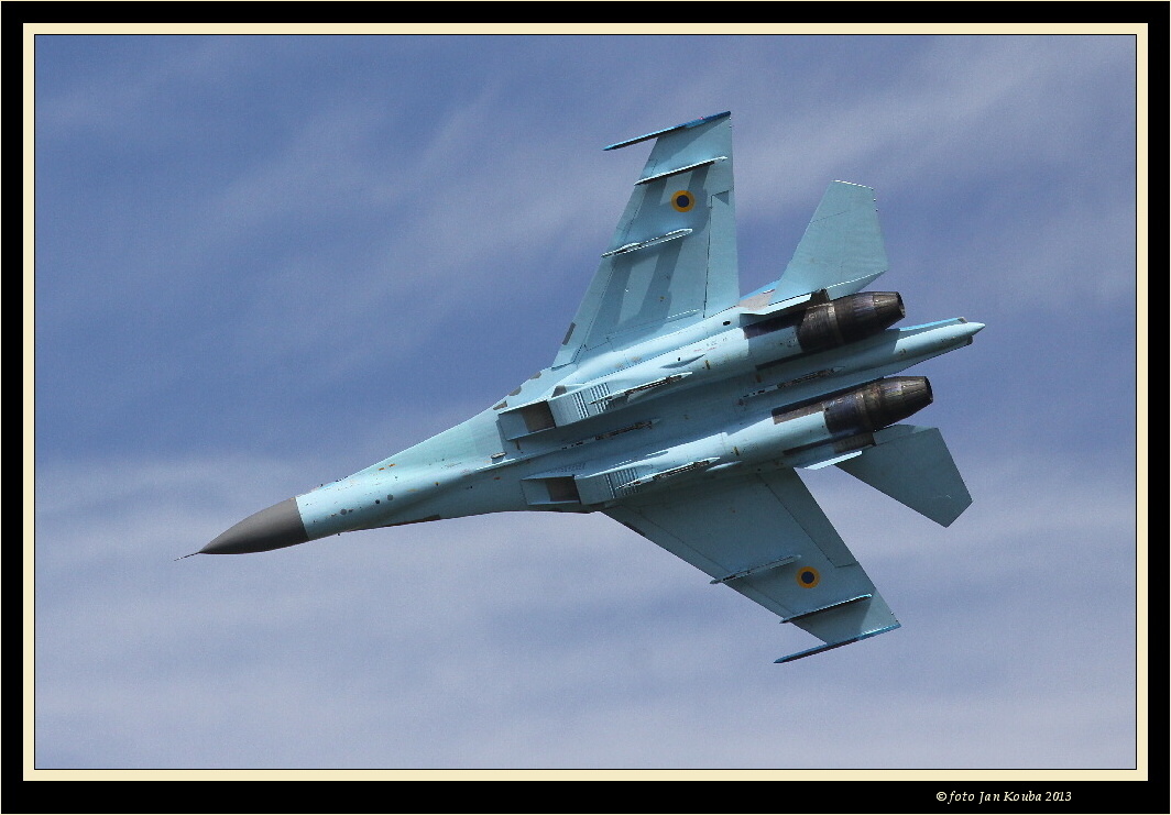 CIAF 2013 Sukhoi Su-27 08