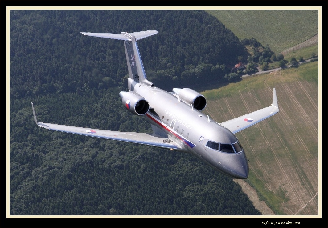  Challenger CL-601 08