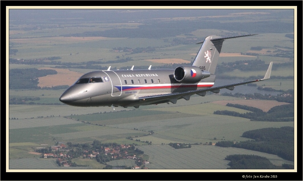  Challenger CL-601 09