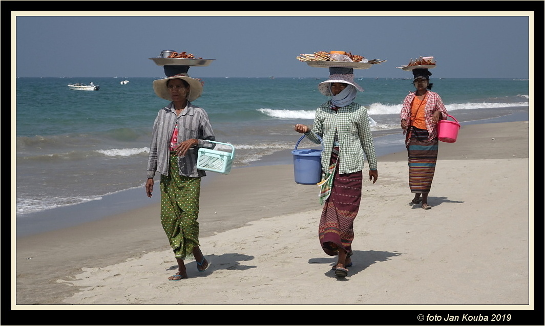 Myanmar (Barma), Ngwe Saung Beach 01