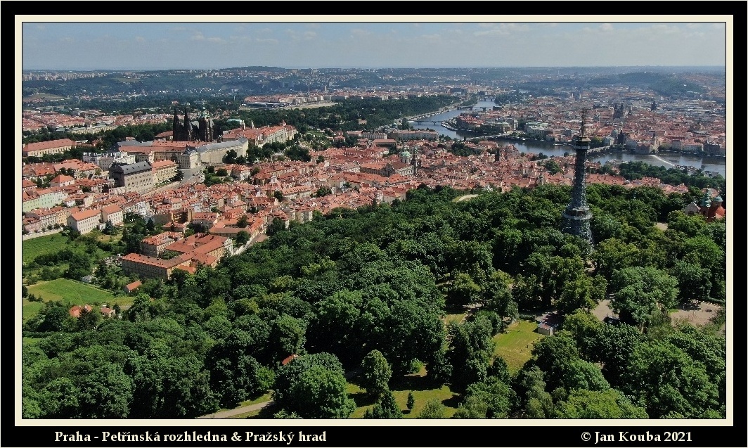 15 Praha - Petřínská rozhledna & Pražský hrad