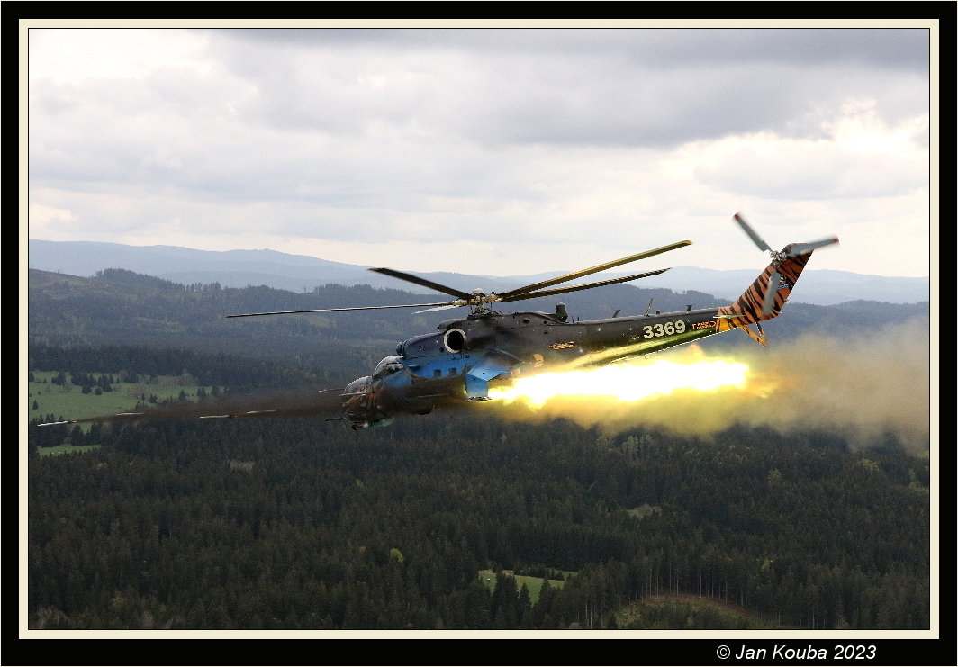 Fire Mi-24 10