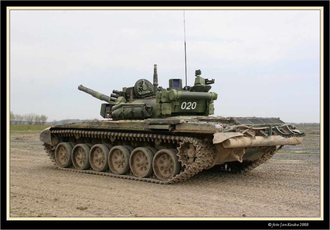 T - 72M4 CZ 12.JPG